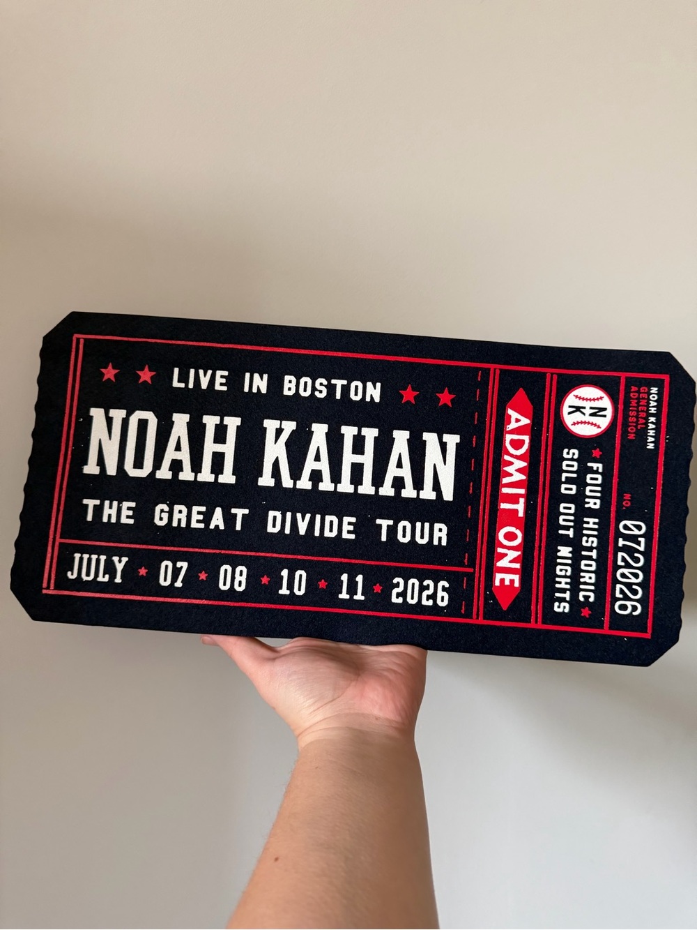 Noah Kahan 'The Great Divide Tour' Boston - Felt Pendant NEW, AUTHENTIC